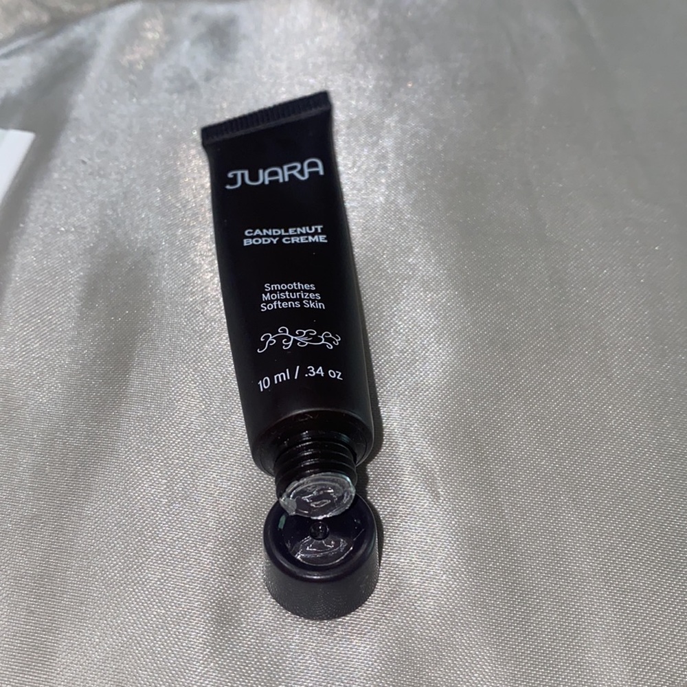 🛍️5 Brand New skincare bundle! - Picture 2 of 6